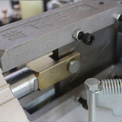 Специализированное напряжение 1,4 кВт W-1 MDF Curve Edge Bander Folding Arm Edge Banding Machine