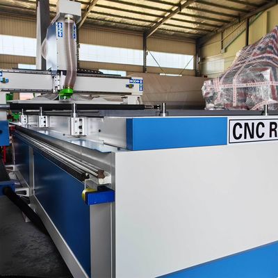 CNC-маршрутизатор 1300 2500 Кабинет изготовления дерева резьба 3-осевой машины для профессионалов