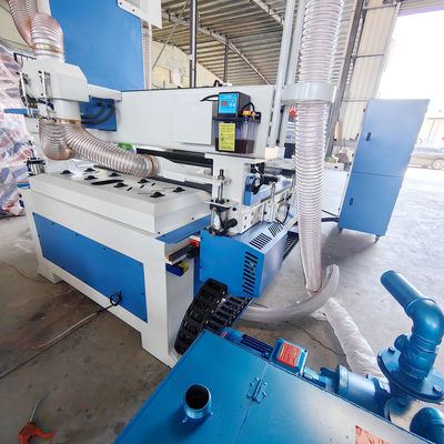 Деревообрабатывающий ATC Cnc маршрутизатор с системой управления Weihong и размером рабочего стола 1300 × 2500
