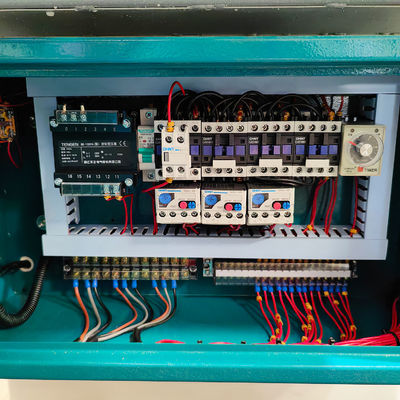 Планирование твердой деревянной поверхности MBZ524A Двойная лезвия оси Автоматическое питание планирование машины