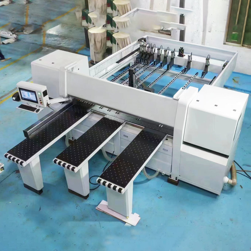 Горизонтальный стиль MJ6228A Высокоскоростная CNC панельная пила для дереворезания